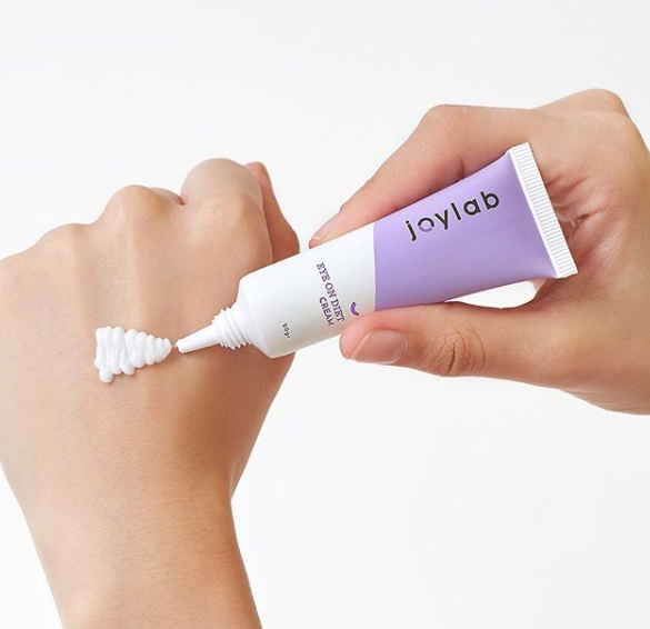 5 Rekomendasi Eye Cream Lokal yang Membuat Kulit Kamu Lebih Sehat!