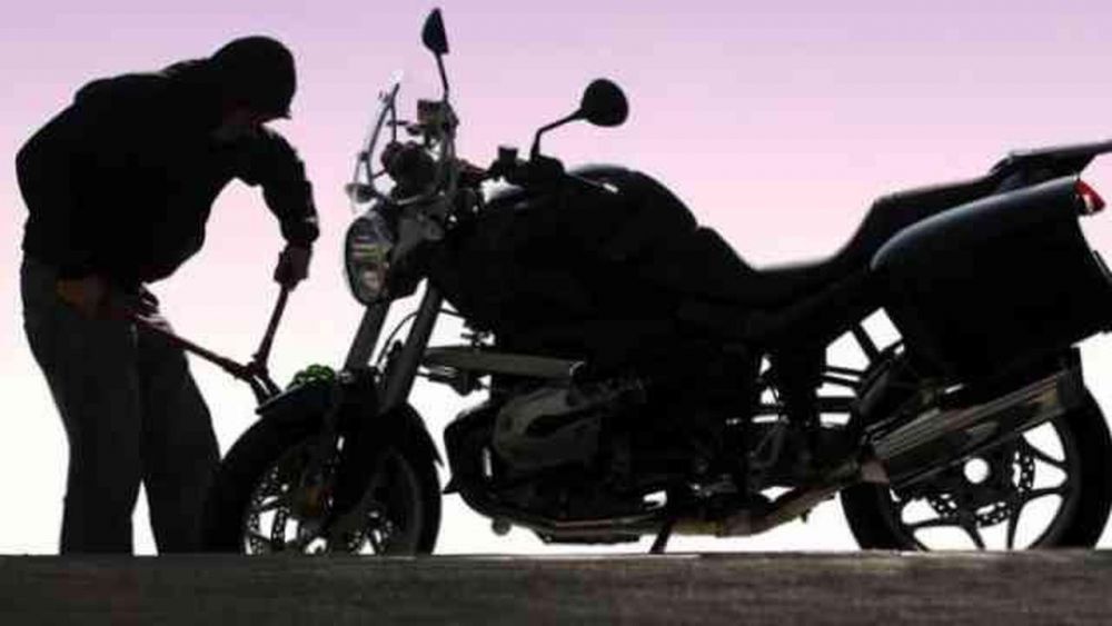 Pria di Muba Ini Gadaikan Motor Temannya untuk Beli Baju