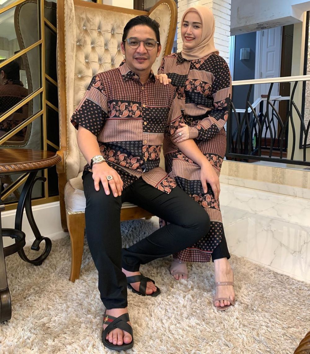 8 Artis Indonesia Punya Lapangan Olahraga di Rumahnya, Sultan Banget!
