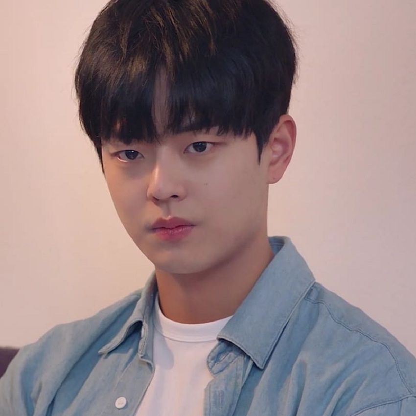 10 Potret Jung Woo Jin, Pemeran V di KDrama BTS Universe ‘Youth’