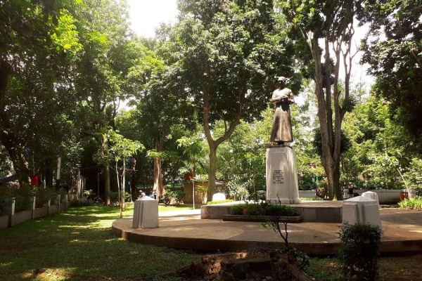 Seram, 7 Tempat di Bandung Ini Konon Dihuni Sosok Hantu Legendaris