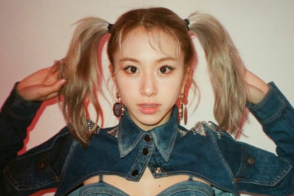 10 Potret Terbaru Chaeyoung TWICE dengan Rambut Pirang, Stunning!