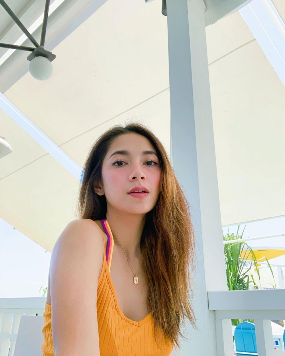 Dinda Kirana Pamer Body Goals, 10 Potretnya Anggun Memesona!