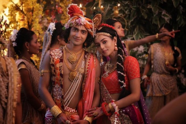 10 Potret Hangat Sumedh Mudgalkar dan Mallika Singh, Cinlok Nih?
