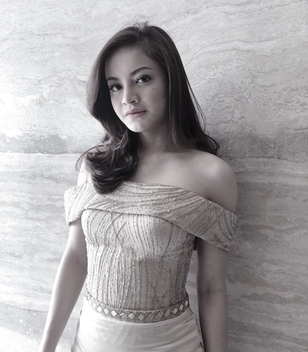 8 Artis Indonesia Punya Lapangan Olahraga di Rumahnya, Sultan Banget!