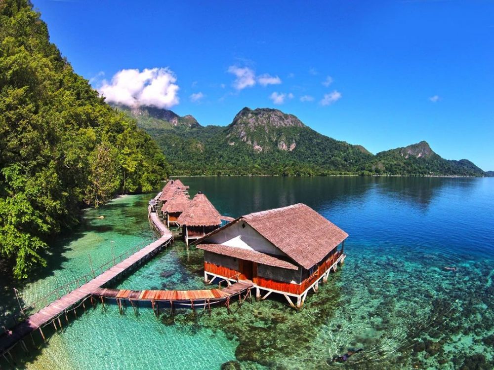 5 Info Penting Seputar Pantai Ora, Kepingan Surga di Maluku Tengah