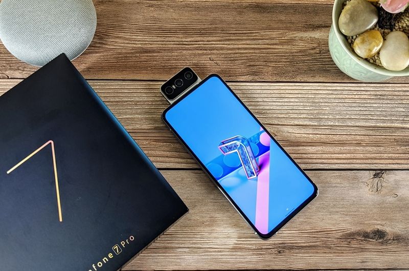 5 Smartphone Flagship Asus dengan Spesifikasi Paling Gahar di 2020