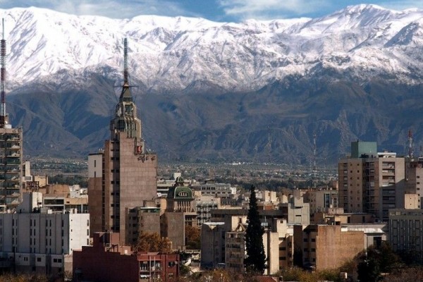 5 Kota di Argentina dengan Pemandangan Paling Memukau, Keren Abis!