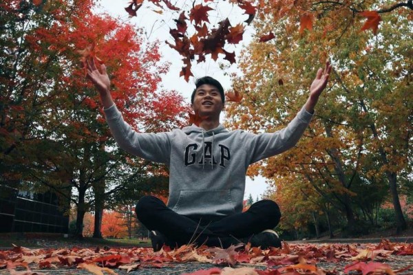 9 Potret Seru YouTuber Leonardo Edwin Saat Menyatu dengan Alam Sekitar