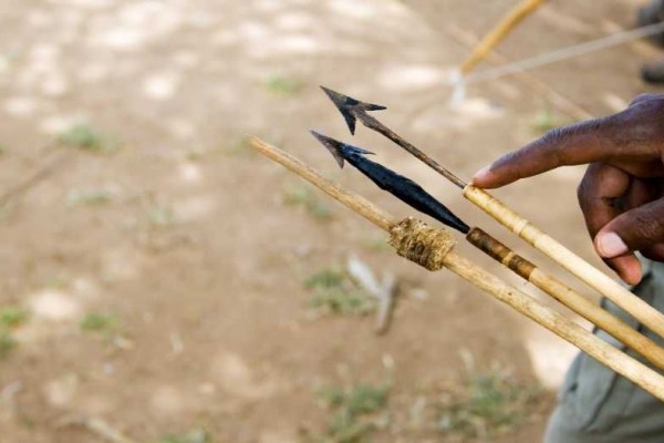 Kepala Seorang Pelajar di Bima Dipanah oleh Tiga Orang Misterius