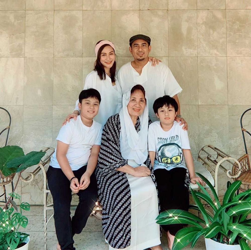 10 Tahun Nikah Beda Agama, Potret Mesra Rio Febrian dan Sabria Kono