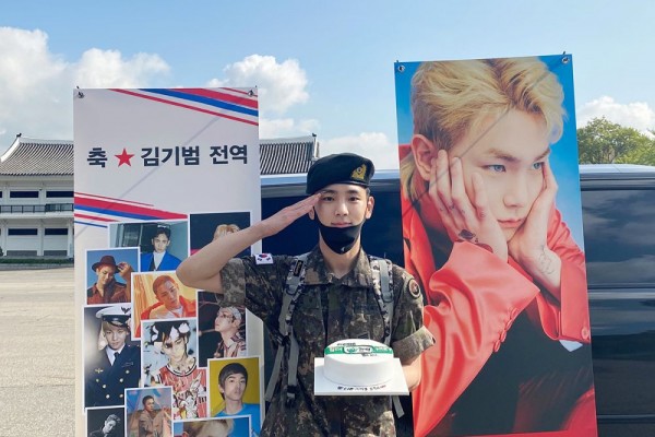 Selesai Wamil, 10 Potret Terbaru Key SHINee yang Siap Berkarya Lagi