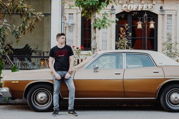 5 Karakter Cowok Ini Bisa Dilihat dari Celana Jeans Favoritnya