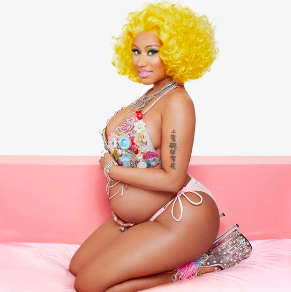 10 Momen Bahagia Kehamilan Nicki Minaj hingga Melahirkan Anak Pertama
