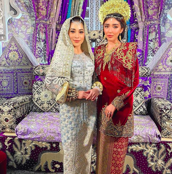 10 Gaya Hits Geng Sosialita Nikita Willy Temani Naik ke Pelaminan