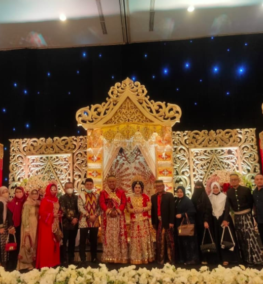 9 Momen Pernikahan Ajudan Pribadi dan Dewi Amalia, Maharnya Mewah