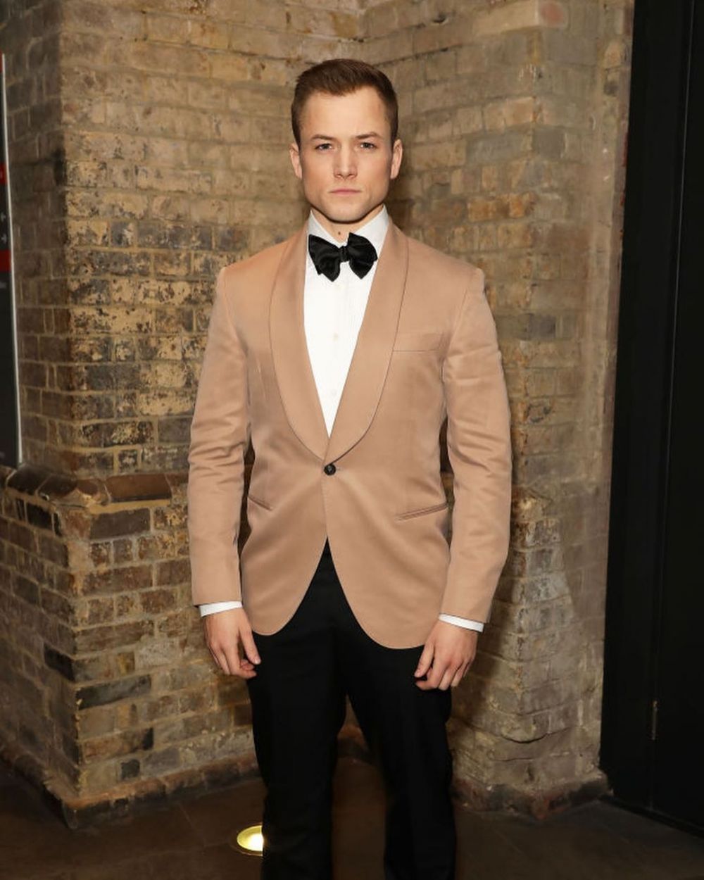 instagram.com/taron.egerton.