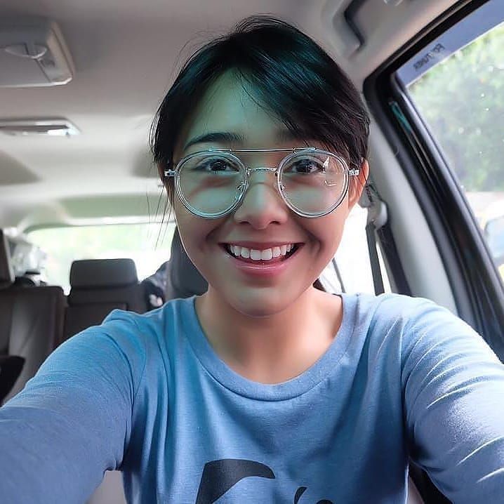 Siapa Paling Imut? 10 Adu Foto Jadul Amanda Manopo Vs Natasha Wilona