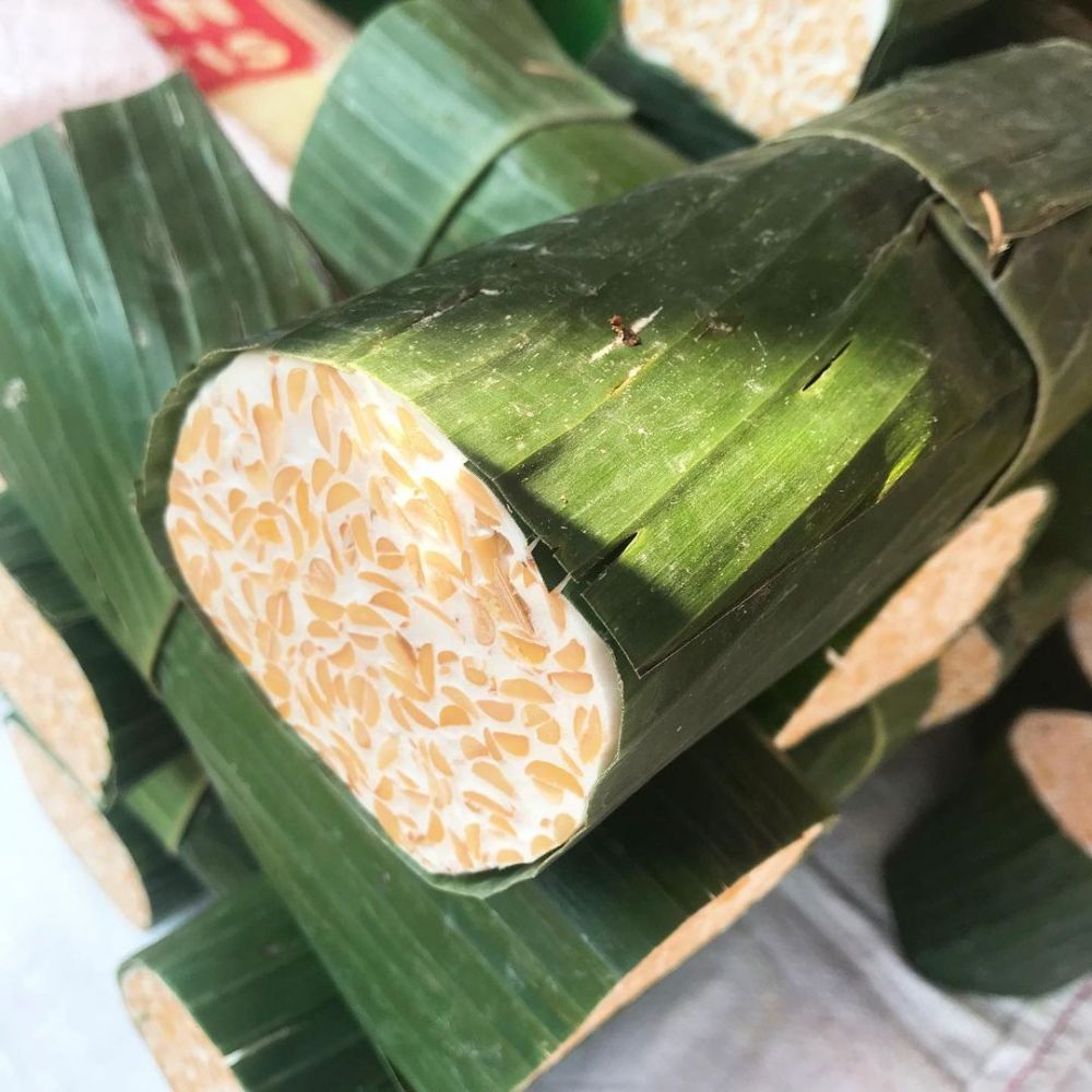 13 Makanan Indonesia Yang Dibungkus Dengan Daun Pisang Khas Banget