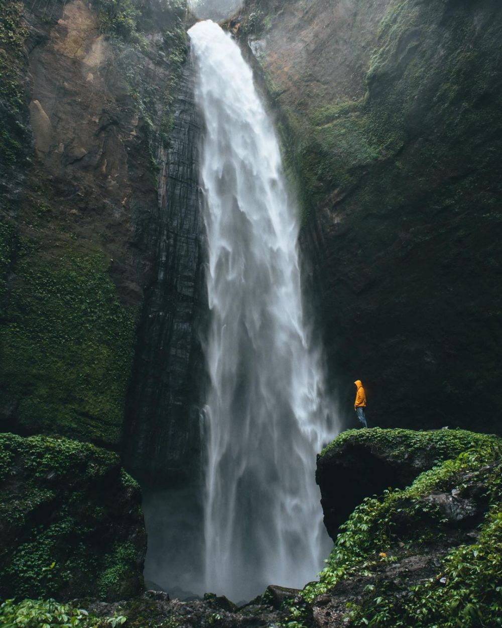 Seger, 9 Air Terjun di Lumajang Ini Wajib Banget Dikunjungi