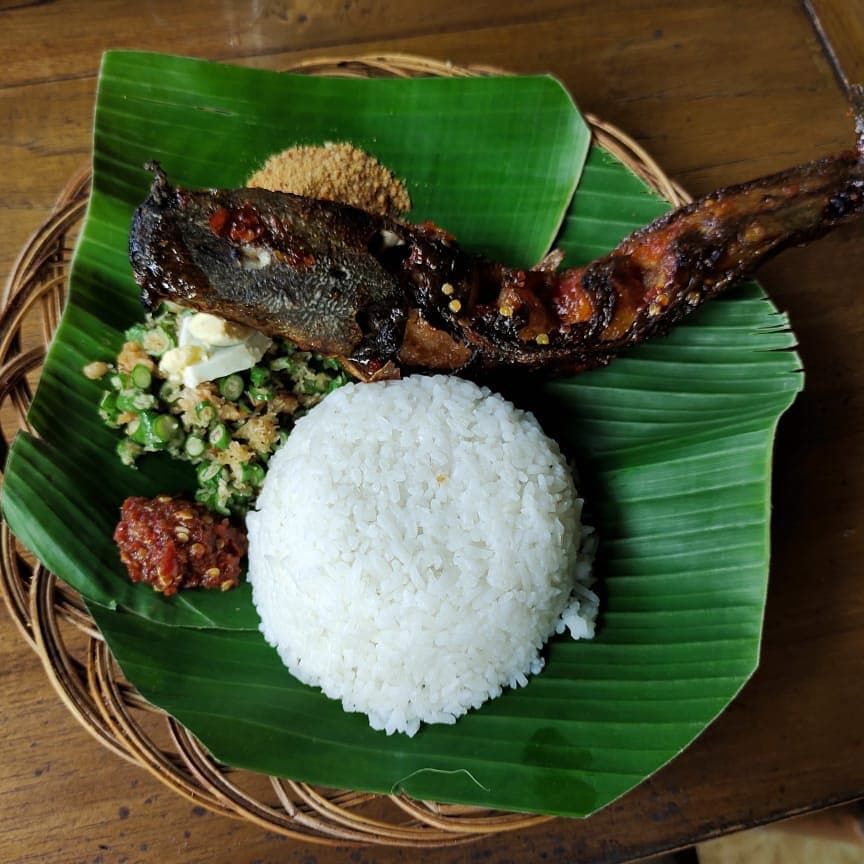 5 Tempat Makan di Sekitar Candi Prambanan yang Cocok untuk ...