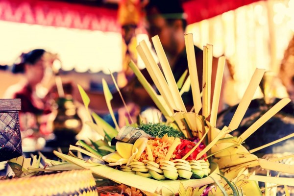 Belajar dari Viral Pernikahan Perempuan di Bali, Ini Aturan Nyentana