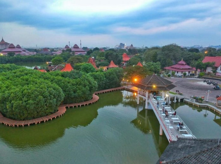 9 Tempat Wisata Semarang Yang Paling Hits dan Ikonik!
