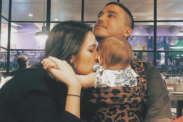 Selalu Mesra, 10 Potret Hangat Keluarga Raisa dan Hamish Daud Buat Iri