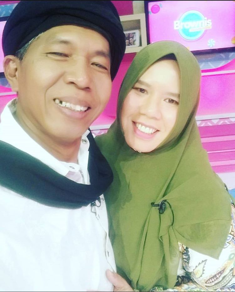 Gambar Rumah Kiwil / Baru Cerai Dari Kiwil Meggy Wulandari Posting Foto