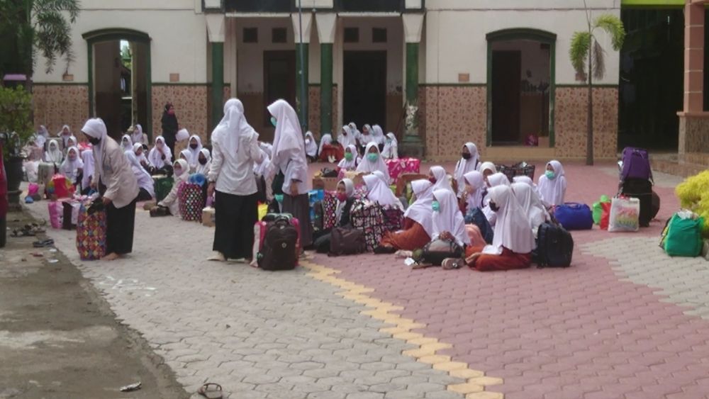 Pemkot Bandung Kawal dan Dampingi 12 Santriwati Korban Perkosaan Guru