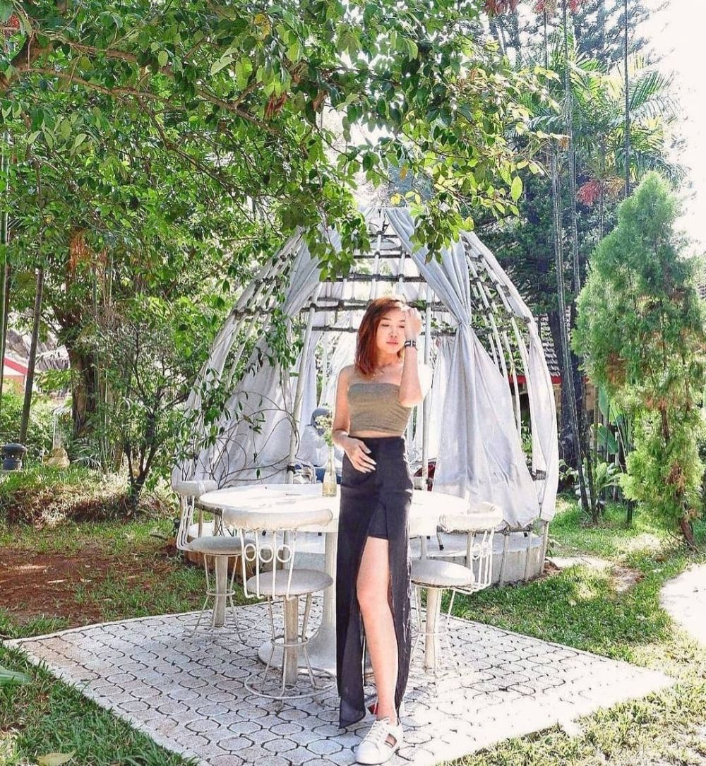 Bak Pinang Dibelah Dua, 10 Pesona Cindy Clarista 'Kembaran' Gisel
