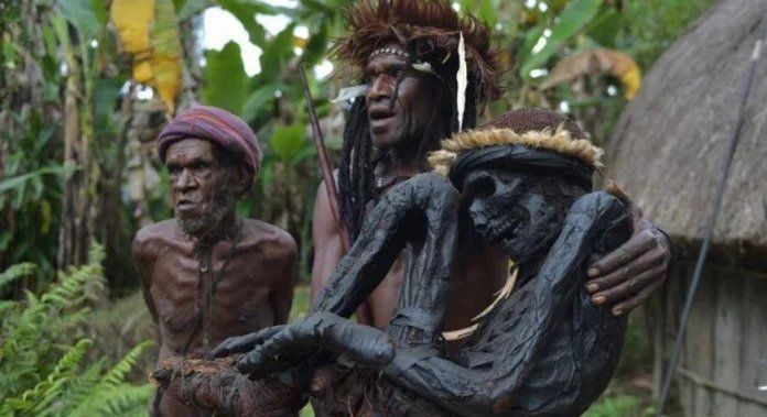 Keunikan Budaya Papua