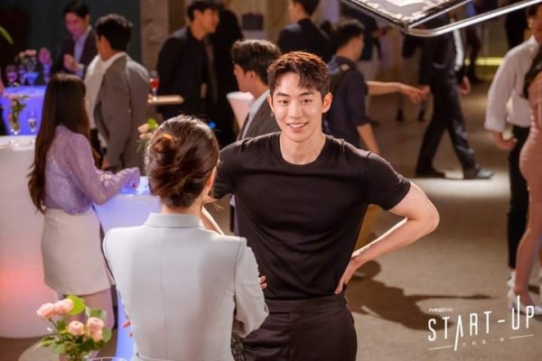 11 Momen Seru Nam Joo Hyuk di Balik Layar KDrama 'Start-Up'