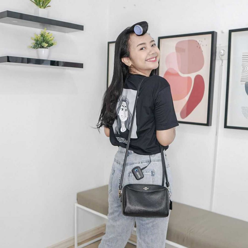 10 Rekomendasi Outfit Hangout ala Ayu Puspa, Selebgram Hits Asal Bali