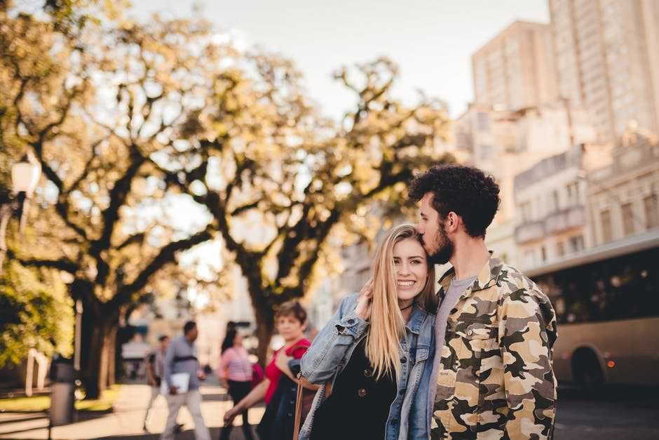 5 Tanda yang Buktikan Pasangan Benar-benar Cinta dan Ingin Menikahimu