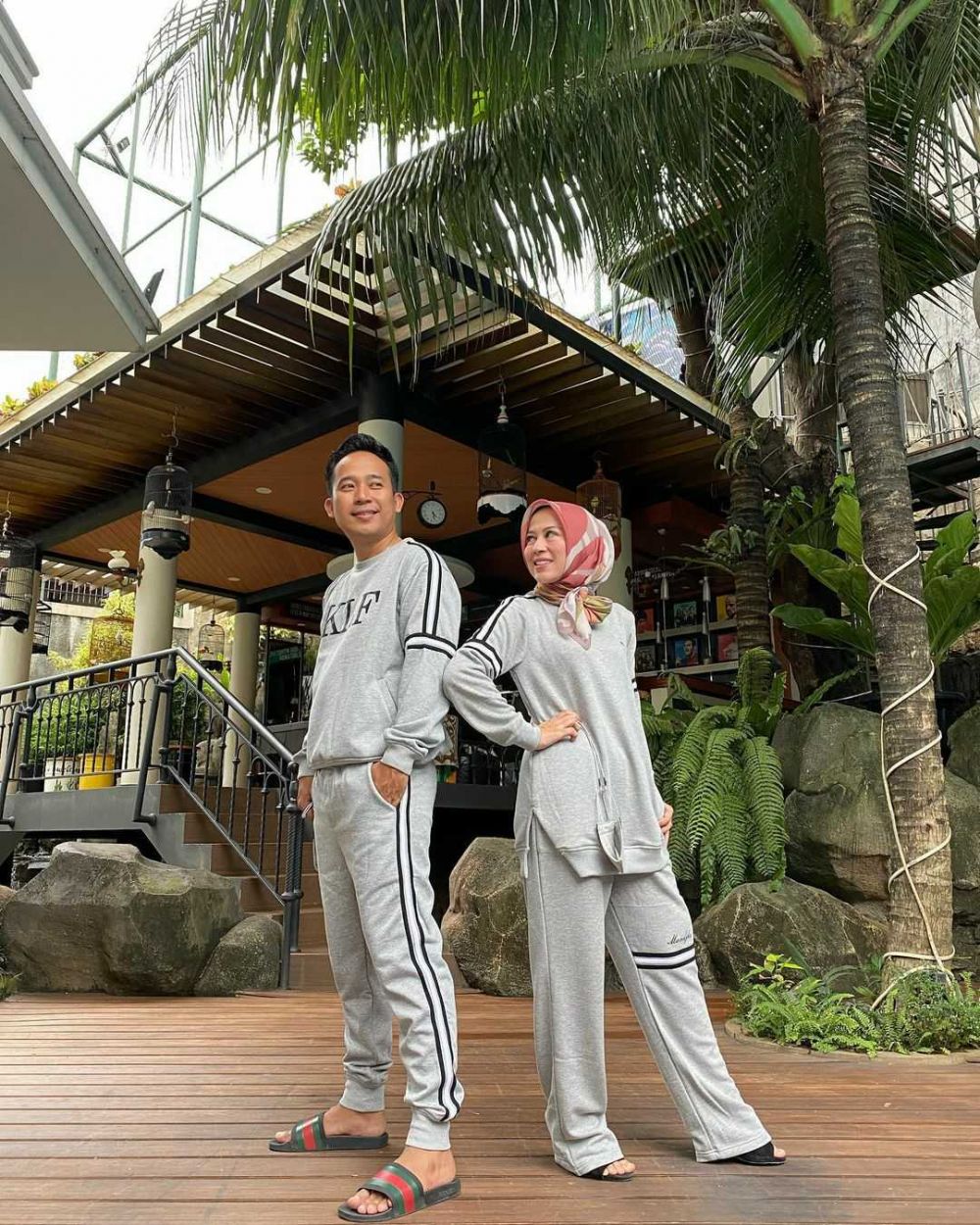 Sukses Jalani Program Diet! 9 Potret Hits Santi, Istri Denny Cagur