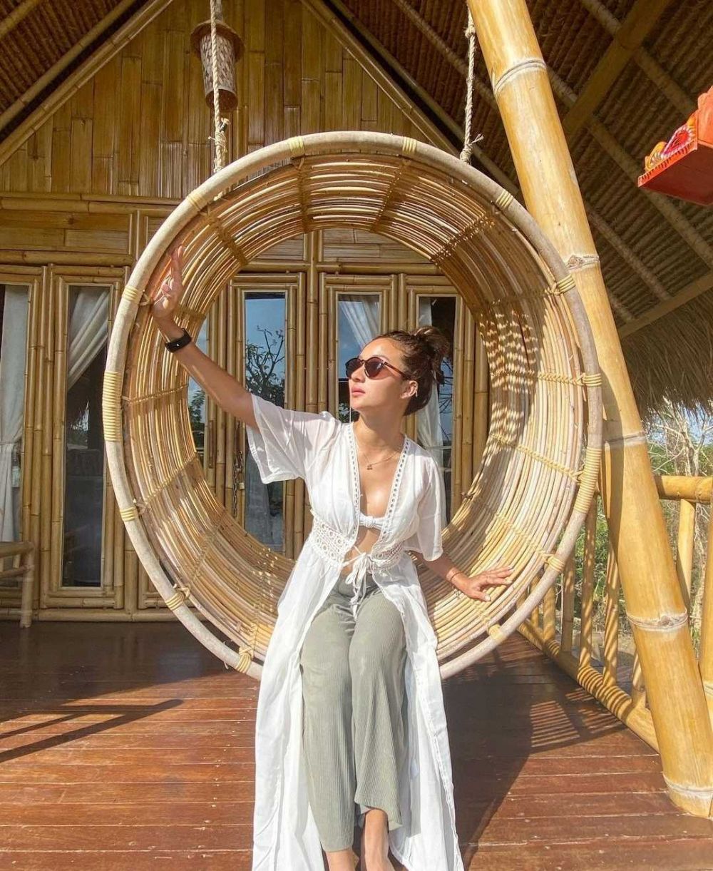 Ditinggal Sule Menikah, 10 Pesona Naomi Zaskia yang Makin Glowing!