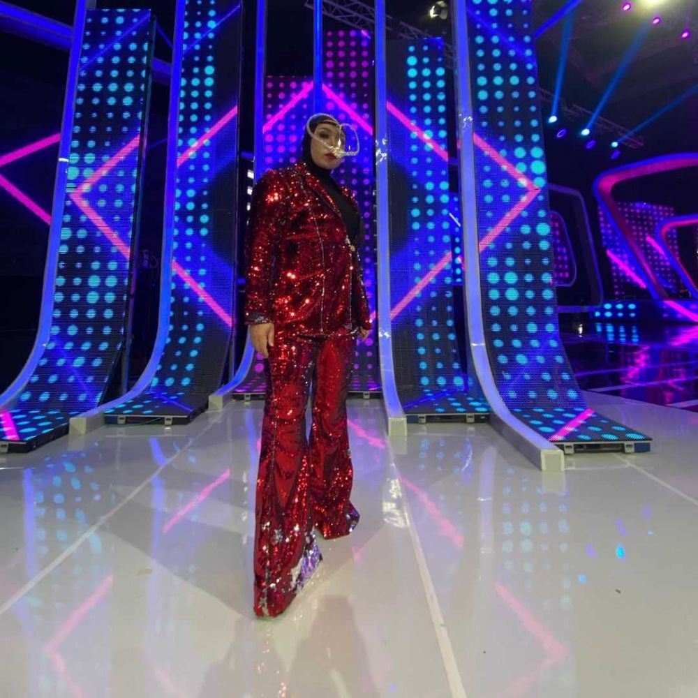10 Potret Melly Goeslaw Makin Tirus bak Gadis, Sukses Jalani Diet