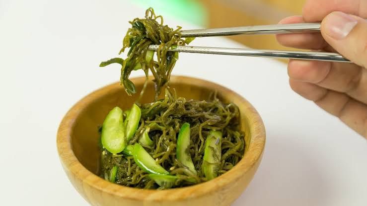 5 Olahan Lezat Berbahan Wakame, Rumput Laut Jepang yang Kaya Manfaat