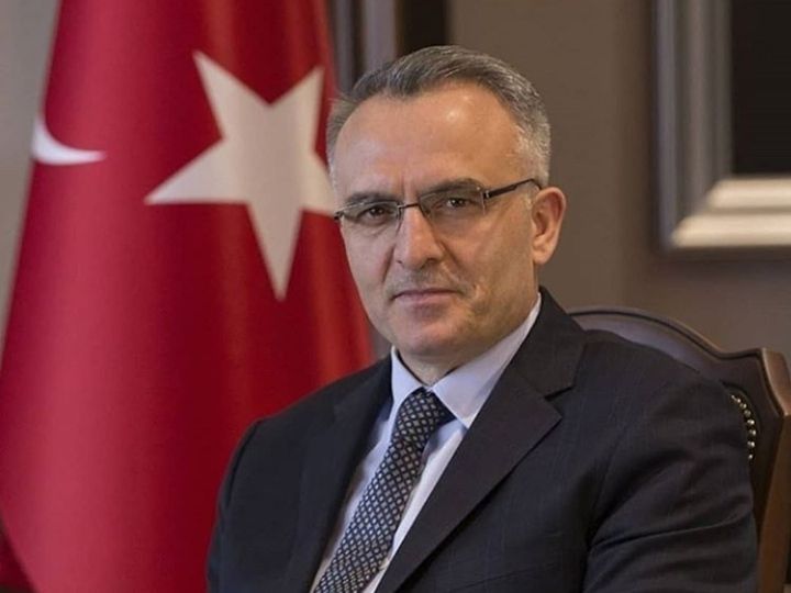 Kurs Lira Jatuh, Erdogan Depak Gubernur Bank Sentral