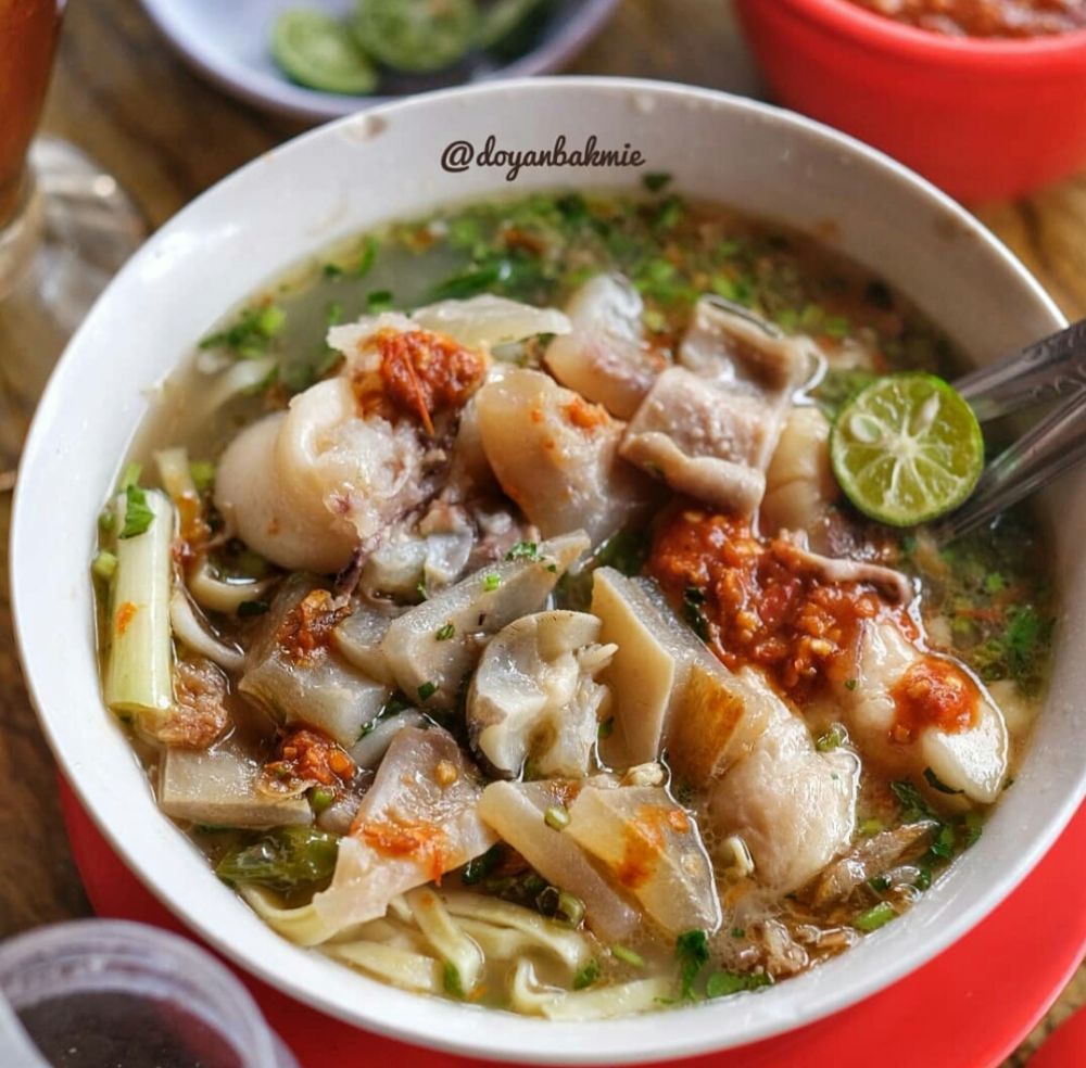 Punya Rasa yang Khas, 10 Makanan Ini Ternyata Berasal dari Bandung