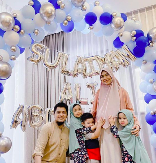 Melahirkan Caesar, 10 Potret Oki Setiana Dewi Saat Hamil Anak Keempat