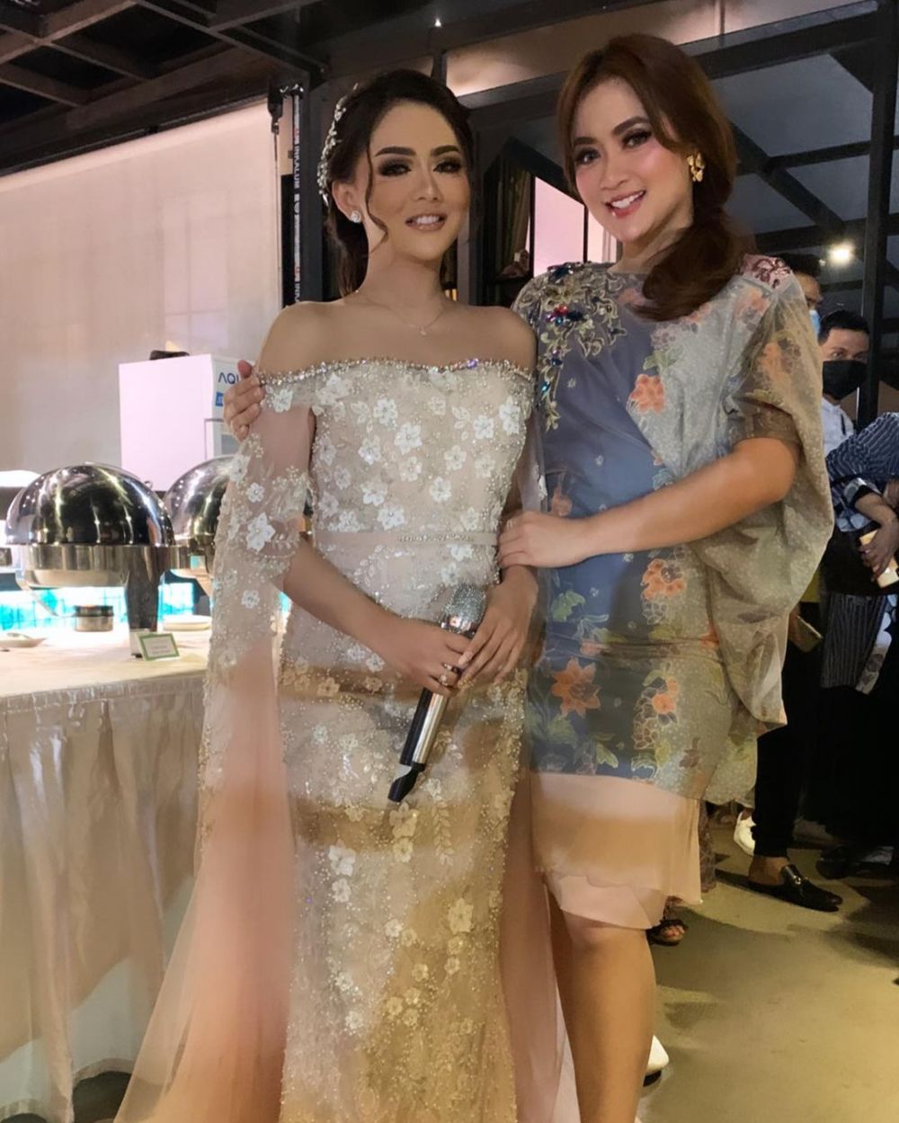 10 Pasang Artis Sering Dikira Kembaran! Padahal Bukan Saudara Kandung