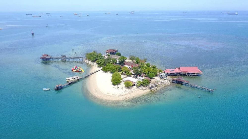 5 Destinasi Pulau Berpasir Putih Tak Berpenghuni di Sulawesi Selatan