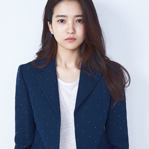 1. Kim Tae Ri.