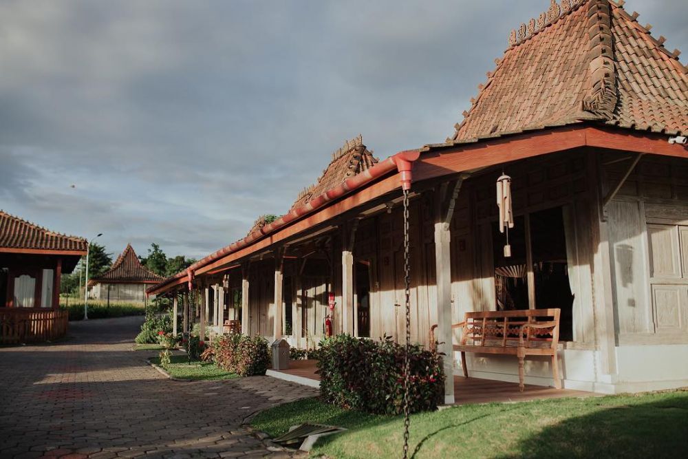 Tajir Melintir, 10 Seleb Punya Bisnis Vila hingga Resort