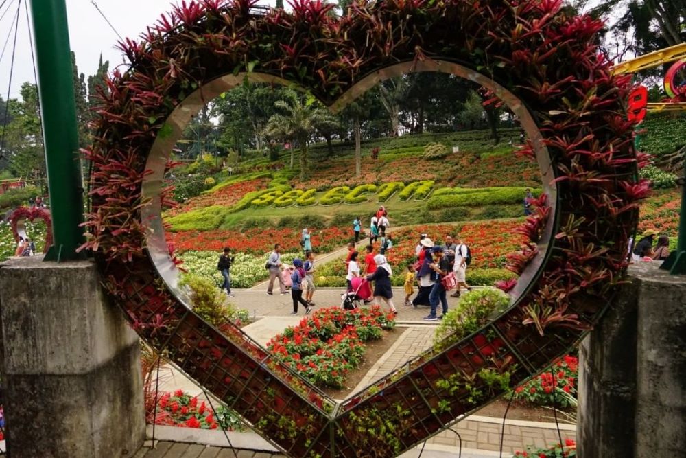 5 Destinasi Kece di Malang yang Romantis Abis, Bawa Pasangan ke Sana!