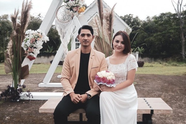 Jadi Pasangan di Sinetron dan Film, 9 Artis Ini Dijodohkan oleh Fans!