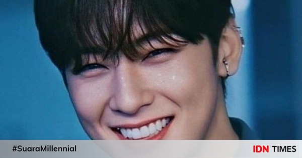 10 potret menawan cha eun woo dengan senyum lebar