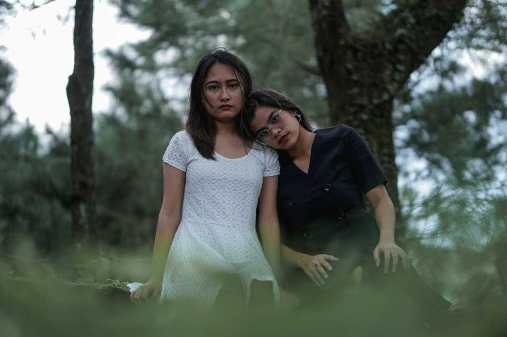 5 Alasan Curhat ke Saudara Kandung Adalah Keputusan Tepat, Jangan Ragu